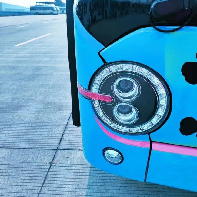 6.6m Elektro-Mini-Bus Batterie-Ladegerät LHD RHD 23 Sitzplätze für Shuttleservices