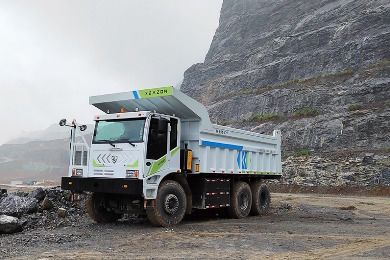 110 Tonnen Nutzlast Elektro-Bergbau-Truck mit Null-Emission und Doppelmotorantrieb für hohe Produktivität